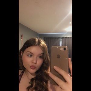 Meet your Posher, Lily